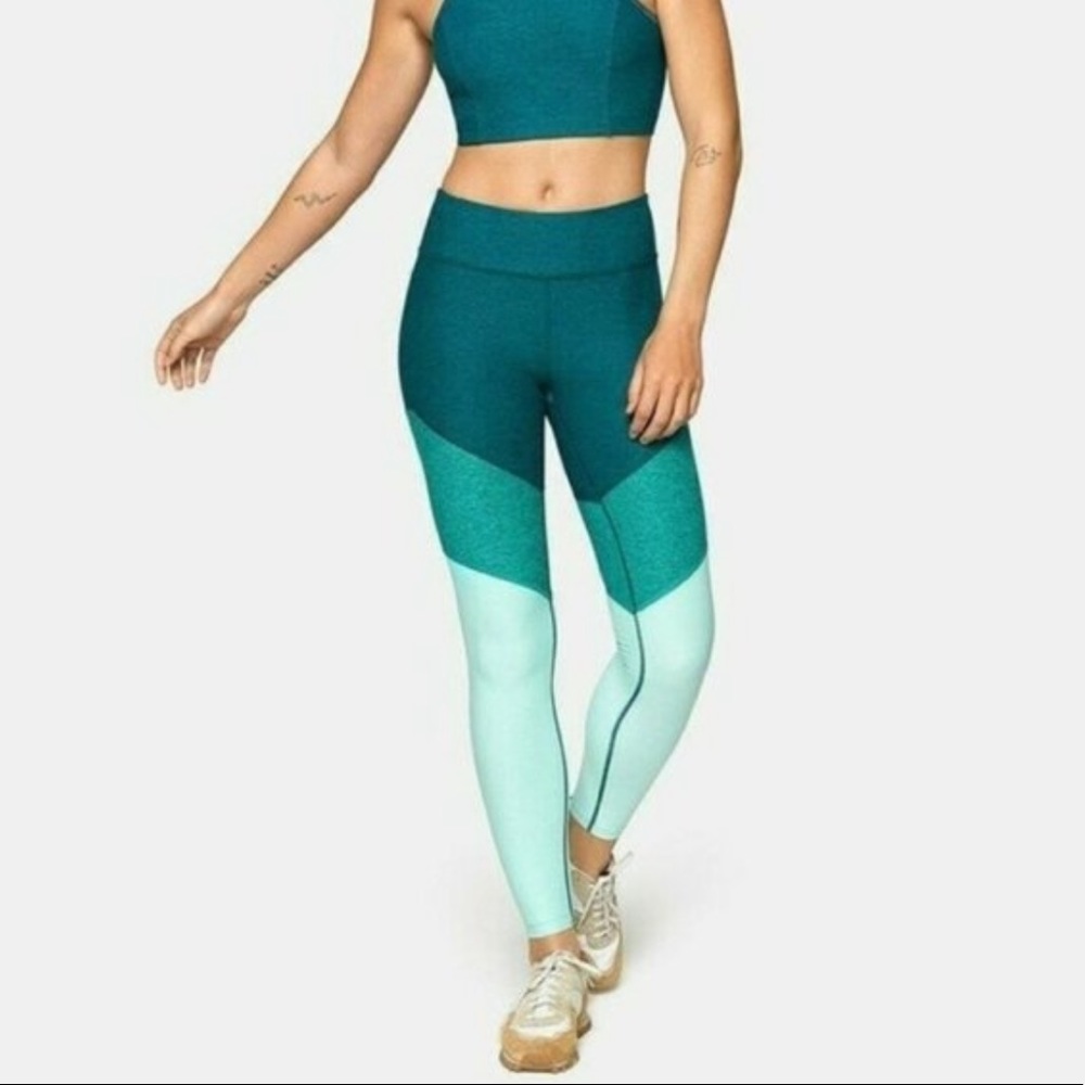 Outdoor Voices 7/8 Spring Leggings (Emerald Tri Color) size small